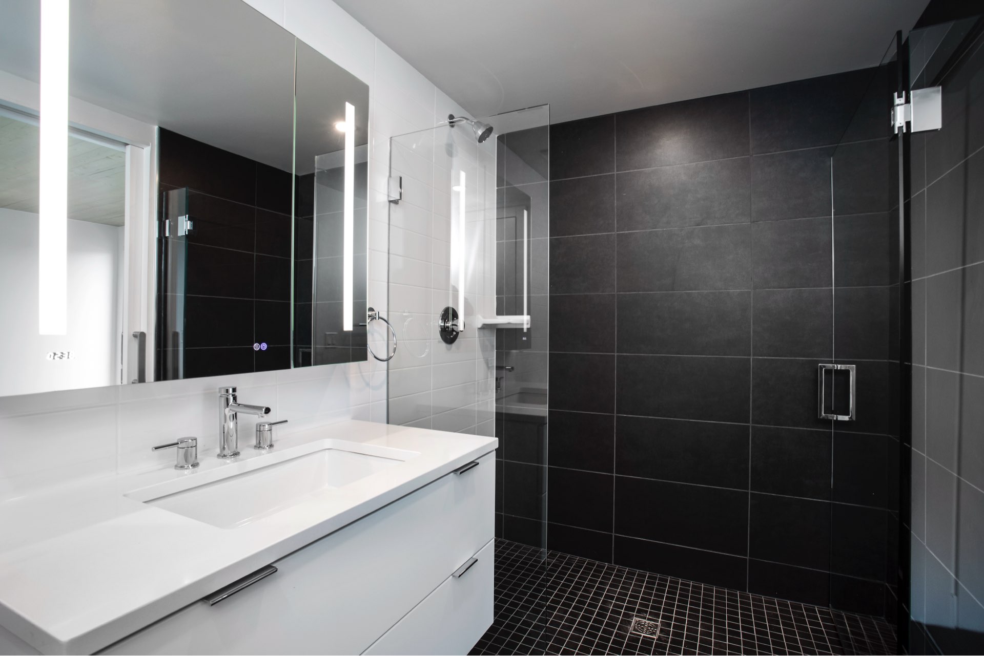 Bathroom, Prospector Residential, architectural design by Elliott Workgroup