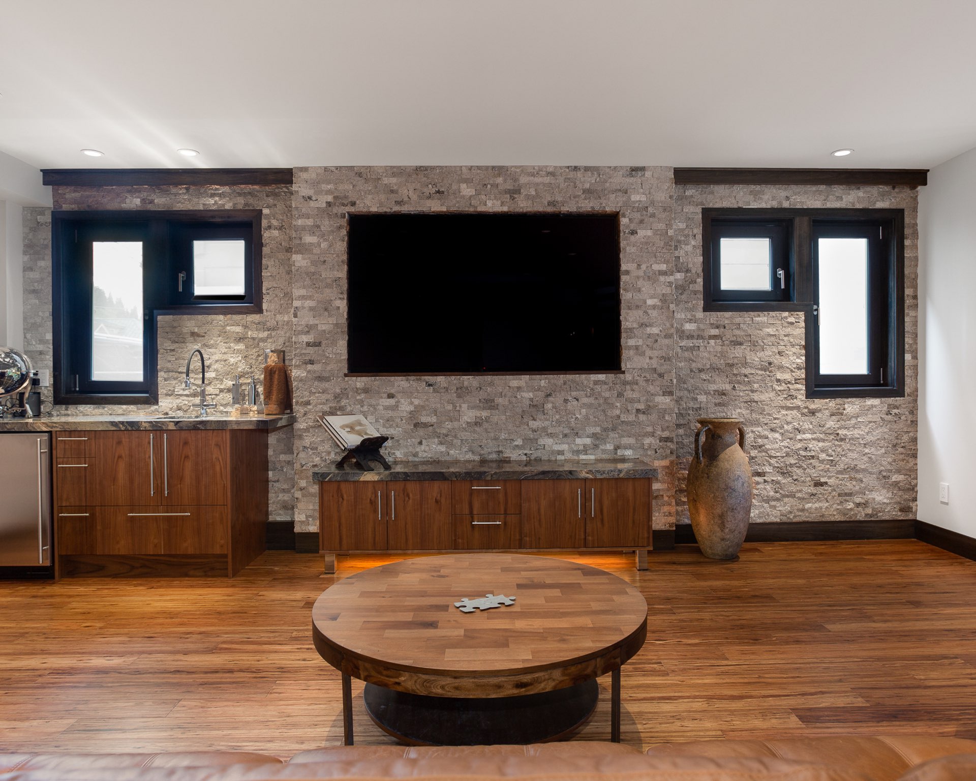 Living room, Park Ave Renovation - architectural design by Elliott Workgroup